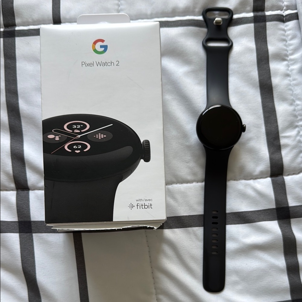 Google Pixel Watch 2 - Sleek Black Design